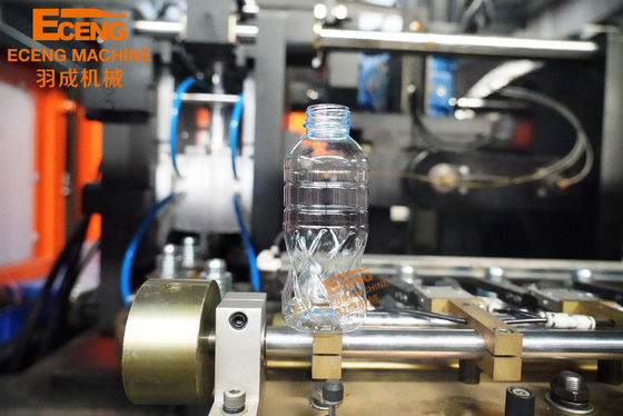 Bebida plástica de sopro da CDD do suco da água do estiramento da máquina da garrafa automática completa do ANIMAL DE ESTIMAÇÃO de 4 cavidades