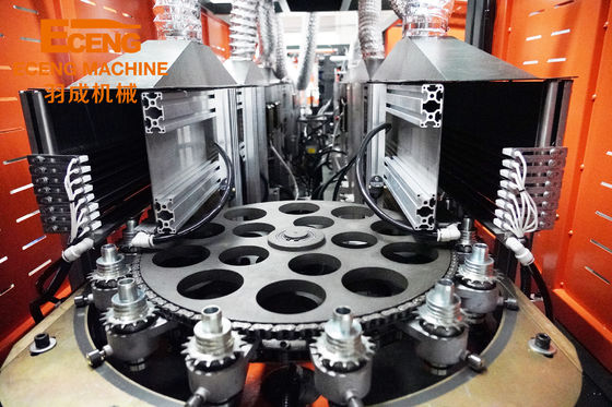 Q9000 Máquina de soprar garrafas de água 6 Cavidade 8000-9000 PCS/HR Saída 2000ML