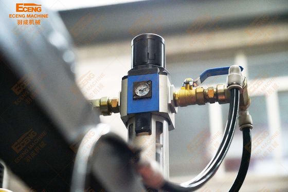 Equipamento totalmente automático dos exemplos do molde de sopro a rendimento elevado