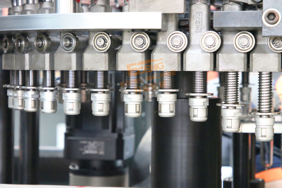 8 Máquina automática de sopro de garrafas de plástico de cavidade K8 14000-18000BPH