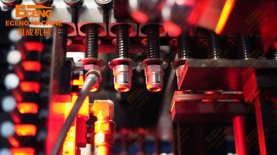 Cavidade de sopro da máquina 4 de Eceng da garrafa de água 6000BPH com 2L Máximo Volume