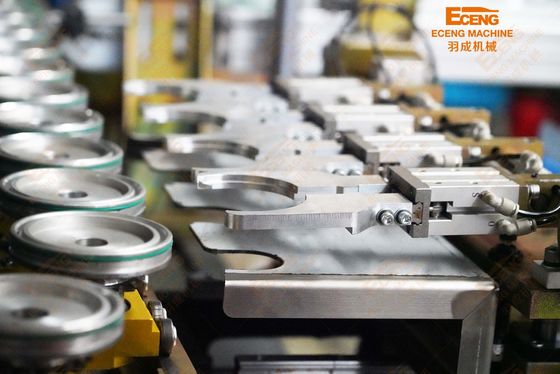O frasco pode a boca larga automática J4 de 4 cavidades da máquina de molde do sopro da garrafa do ANIMAL DE ESTIMAÇÃO