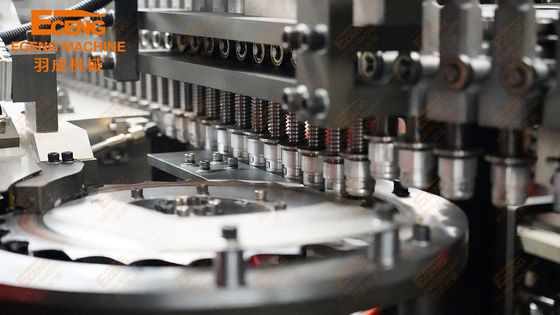 Conservação de energia de Juice Bottle Blow Molding Machine 380V Eceng K4 da bebida auto