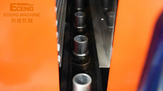 Máquina de sopro do ANIMAL DE ESTIMAÇÃO semi automático de 2 cavidades 5000 Ml para os grandes recipientes 5L plásticos