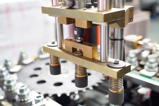 Garrafa do ANIMAL DE ESTIMAÇÃO do diâmetro 105mm de Eceng Q4500 que faz a cavidade da máquina 3