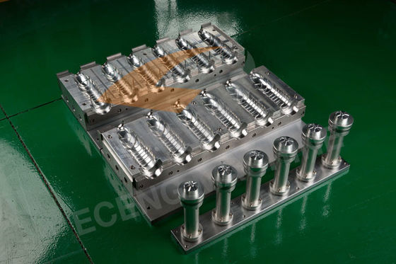 Máquina de sopro 8000 Pcs/Hr Eceng do ANIMAL DE ESTIMAÇÃO da cavidade da garrafa 2000ml 6