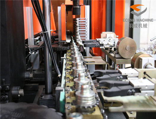 Máquina de sopro do ANIMAL DE ESTIMAÇÃO automático de 2700 Pcs/H
